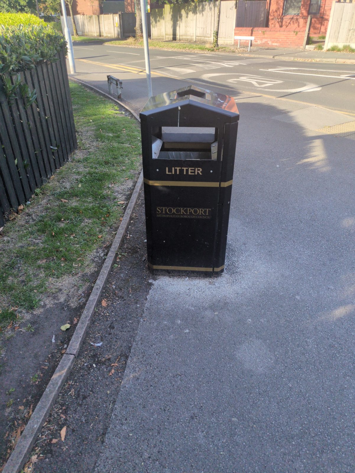 Litter bin