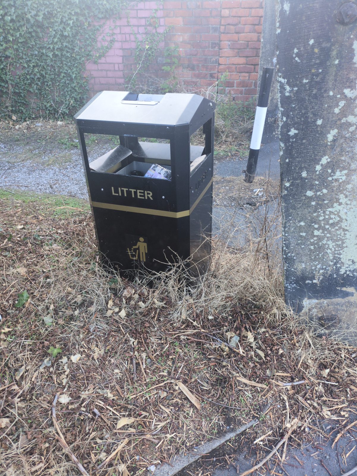 Litter bin