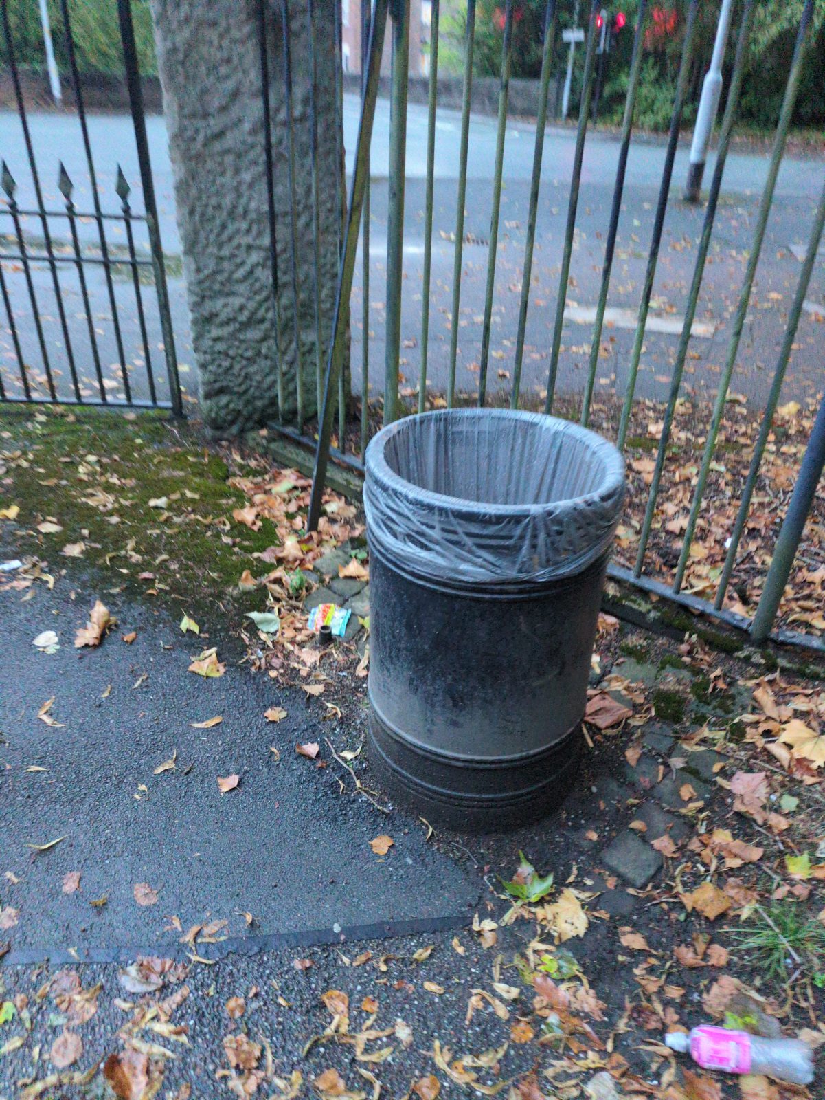 Litter bin