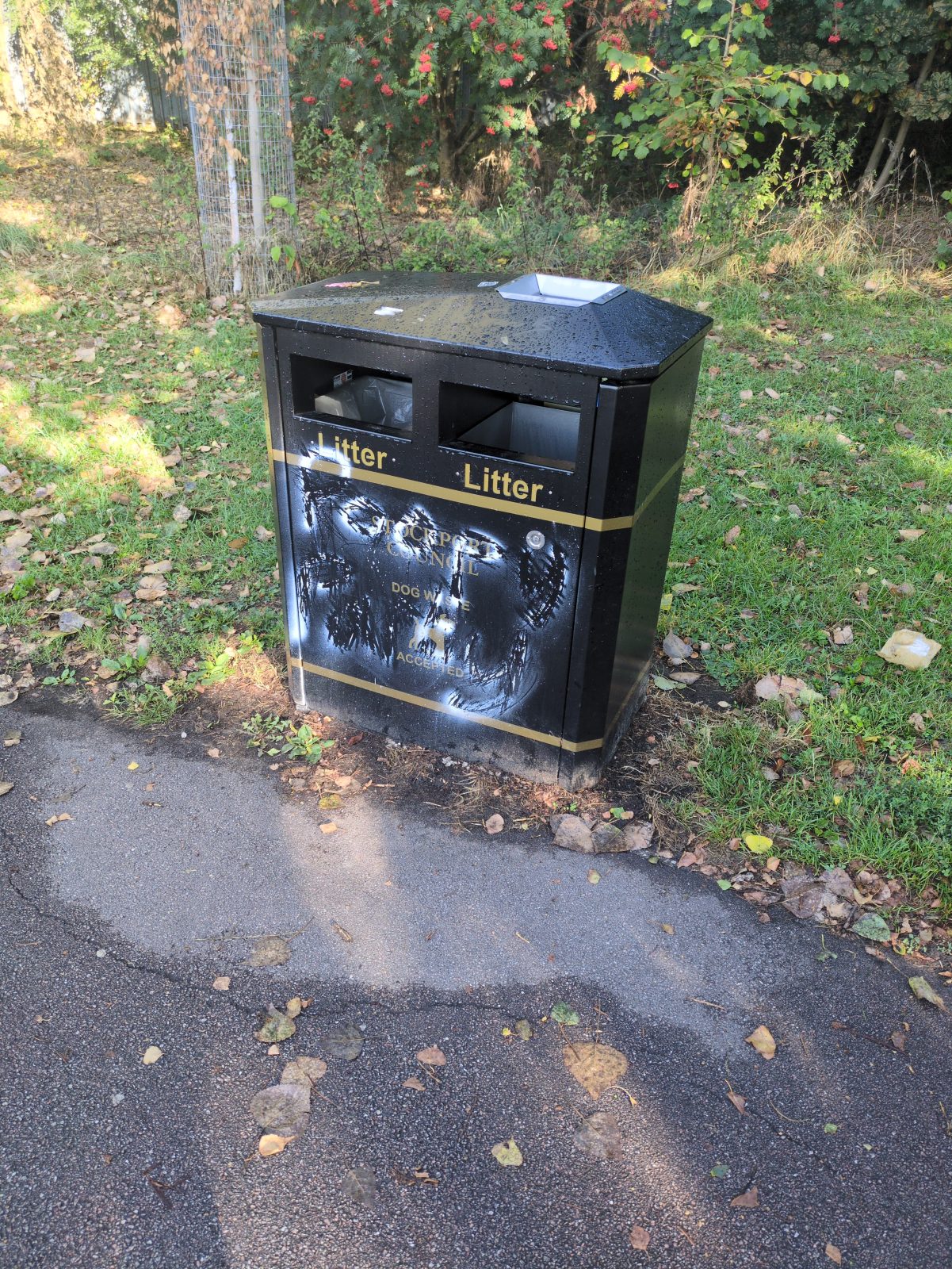 Litter bin