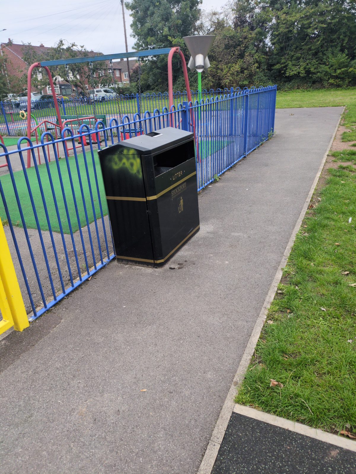 Litter bin